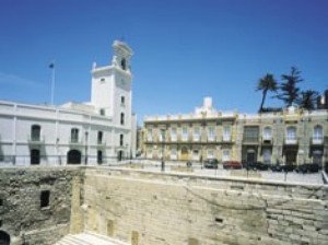 Melilla recibe un 10% más de turistas