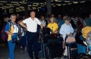 USO y CC OO mantienen la amenaza de huelga aeroportuaria en Semana Santa