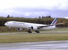 Los beneficios anuales de Air France-KLM aumentan casi un 30%
