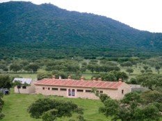 Inaugurada la casa rural Las Gamitas en los alrededores del Parque Nacional de Monfragüe
