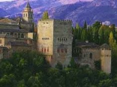 El turismo en Granada creció 5,9 puntos menos que en el primer semestre de 2005