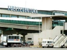 Desconvocada la huelga en el aeropuerto de Fuerteventura para hoy y el lunes