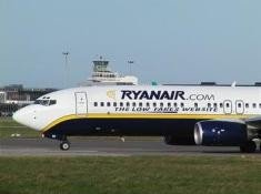 Ryanair anuncia que unirá Granada con Milán en plena 'tormenta promocional'