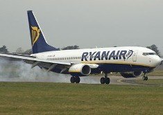 Ryanair llega a un acuerdo parcial só­lo en Gerona mientras vuelve a dejar esperando a la Generalitat