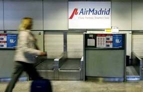 Los empleados de Air Madrid vuelven hoy a sus "labores" y el Sepla demandará­ a la empresa