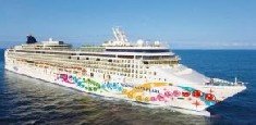 Norwegian Cruise Line inaugura una nueva nave