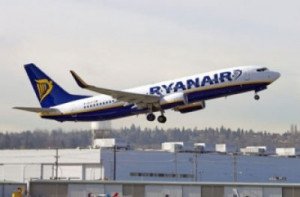 Ryanair inaugura hoy la ruta Almería-Dublín con un vuelo semanal