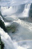 Tras la sequía, las Cataratas de Iguazú reciben un aluvión de visitantes