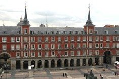 Madrid quiere un parador en la Plaza Mayor