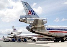 Empresario denuncia presiones para privilegiar a American Airlines