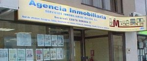UNAV plantea que las agencias vendan otros productos y AEDAVE advierte del peligro de ese "doble camino"