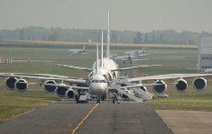 Airbus firma pedidos firmes por 219 aviones