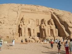 El Gobierno egipcio asegura "haber contenido el nivel de terrorismo" para tranquilidad de los turistas