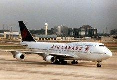 Air Canadá ha transportado a 105.000 viajeros en tres años de operaciones en Colombia