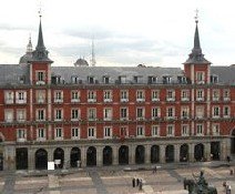 Gallardón promoverá un hotel en la Plaza Mayor, incluso sin la participación de Paradores