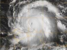 El huracán Félix, potencialmente catastrófico, amenaza Centroamérica