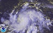 El huracán Félix se dirige a Centroamérica