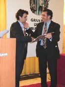 El presidente de H10 Hotels recibe el premio Ali Bey