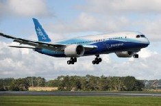 Boeing reconoce que retrasará la entrega de su avión estrella, el B787 Dreamliner