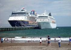 La llegada a Puerto Limón de un barco con 3.000 turistas da incio a la temporada  de cruceros