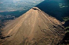 Centroamérica lanza "La Ruta Colonial y de los Volcanes" en la WTM