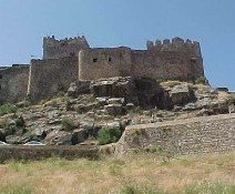 El alcalde de Alburquerque ve beneficioso que el Castillo de Luna sea una Hospedería de Extremadura
