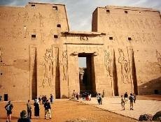 Egipto incrementa sus visitantes en un 13%