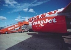 Permiten a Easyjet su fusión con GB a pesar de coincidir en rutas a España