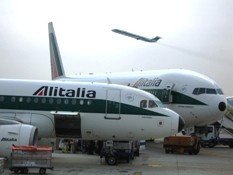 El Gobierno italiano se decide definitivamente por Air France/KLM para la venta de Alitalia