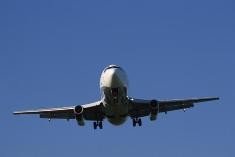 Turismo afirma que la racionalización de combustible de aviación afecta al sector