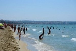 España sigue dependiendo del sol y playa