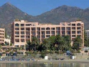 Fuerte Hoteles entra en la gestión hotelera