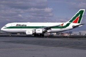 Alitalia aprueba la oferta de Air France por 747 millones de euros