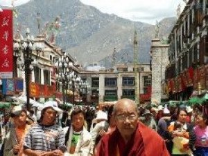 Tíbet sigue abierto al turismo a pesar de la revuelta política