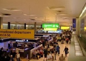 Ferrovial podrá subir las tasas de los aeropuertos británicos para aumentar la inversión