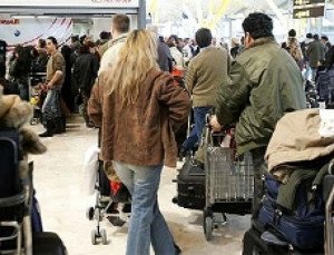 Las autoridades brasileñas endurecen la entrada de los españoles al país
