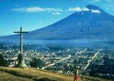 Guatemala estima un crecimiento turístico del 8%