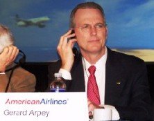 American Airlines admite no haber cumplido con algunas normas de seguridad, tras cientos de cancelaciones
