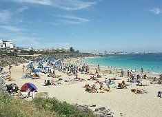 Economía realza el "buen tono" del turismo en España