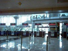 El Gobierno estudiará la propuesta de un nuevo consorcio para la gestión del aeropuerto Juan Santamaría
