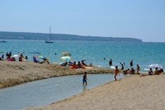 Los turistas conocerán de primera mano el retroceso que está sufriendo el litoral español