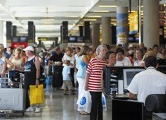España endurecerá las sanciones a las aerolíneas por sobreventa, cancelaciones o retrasos