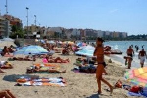 España vs Turquía, duelo de titanes para quedarse con los turistas británicos