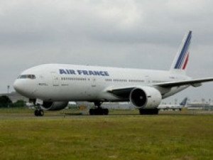 Las ferroviarias francesas se rifan Air France