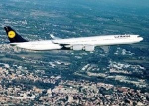 Lufthansa revisa su programa de vuelos para enfrentar la huelga