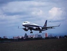 Panamá y República Dominicana acuerdan rutas de vuelos sin límites