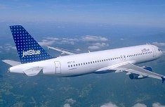 Dos directores de Lufthansa se incorporan a JetBlue, primera low cost de EE UU con inversión europea