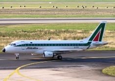 Alitalia, que puede perder pronto su licencia, busca inversor a través de un anuncio