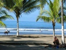 Costa Rica intenta combatir la pobreza con el turismo