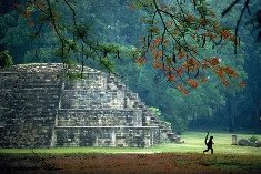 Honduras acoge un foro centroamericano sobre financiación del turismo